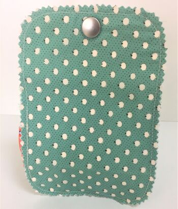 100% recycled: Pouch / soap case (or solid products) in waterproof tarpaulin and fabric_ Patterns 3