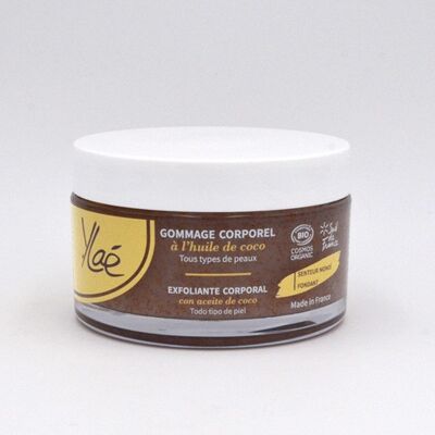 Body scrub with coconut oil