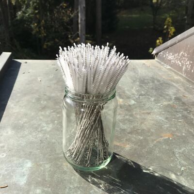 Cleaning brush for stainless steel straw