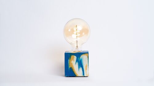Lampe béton tie&dye jaune et bleu