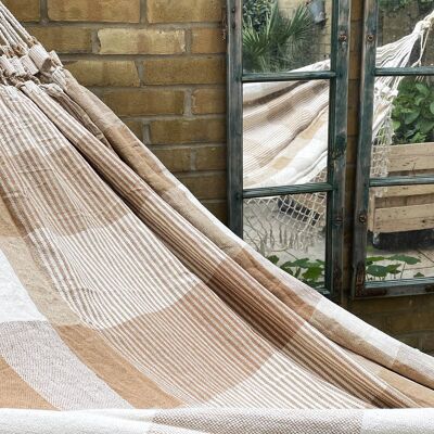 Biscuit and Cream Checked Woven Hammock