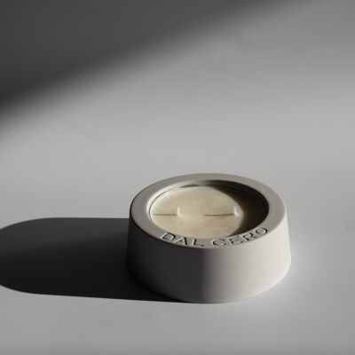 Scented candle LA PASSEGGIATA / ROUGH GRAY / COTTON WICK