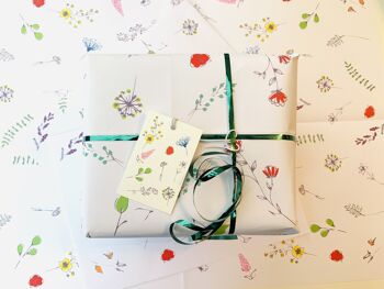 Papier cadeau Jolies fleurs avec ÉTIQUETTE CADEAU GRATUITE 2