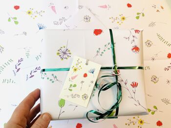 Papier cadeau Jolies fleurs avec ÉTIQUETTE CADEAU GRATUITE 3