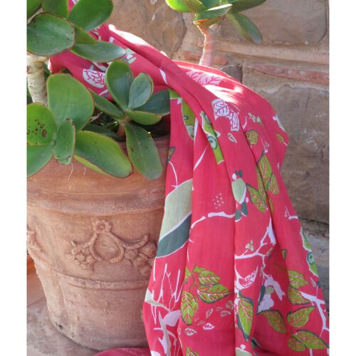 Etole foulard en coton Brasilia feuilles et oiseaux rouge brique, été et vacances