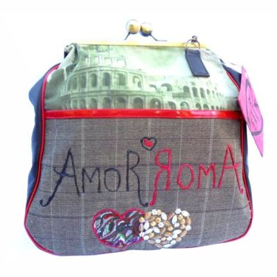 Rome love clasp bag