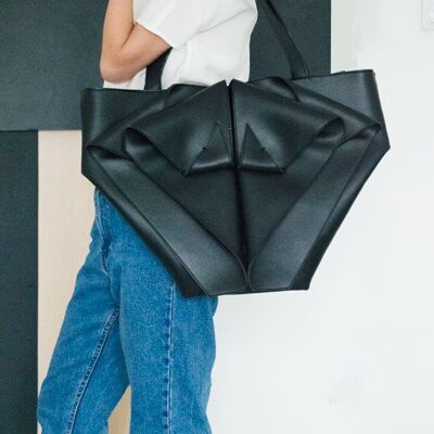 Large Black Leather Shoulder Bag Origami
