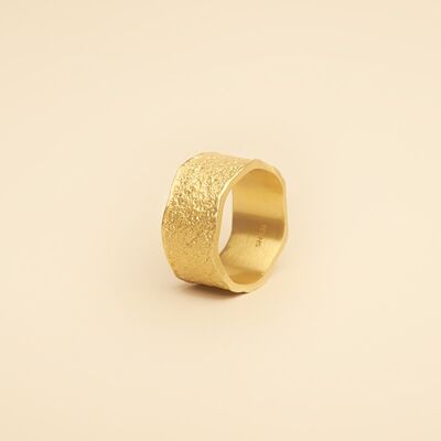 Sayiu Gold Ring