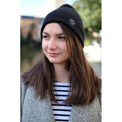 Unisex black organic cotton beanie