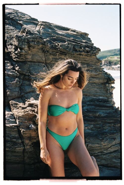 Faro bikini