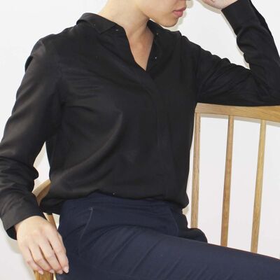 Essential shirt - Black - unvisible front buttons