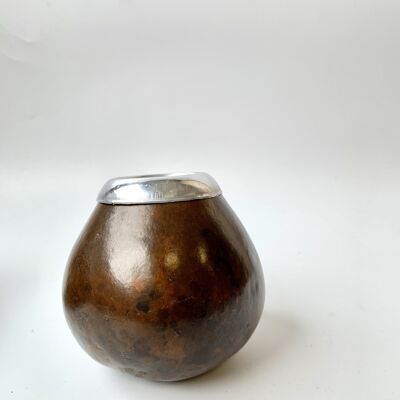 Braune Kalebasse / Tasse hergestellt in Argentinien - Bonature