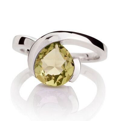 Sensual Silver ring with Lemon Quartz