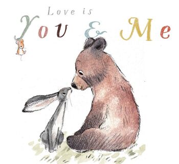 Notre anniversaire, carte de vœux de qualité, l'amour est..., 'l'ours, le lièvre et la souris', illustrations réconfortantes, fabriquées au Royaume-Uni, BHME01 4