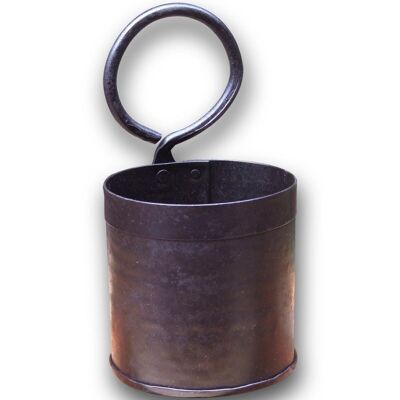 1 can - metal container with handle