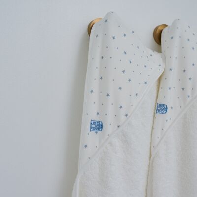 Asciugamano blu con cappuccio neonato