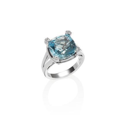 Paradigm White Gold Blue Topaz Ring