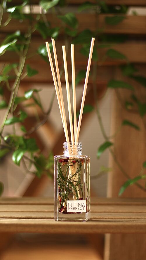 Botanical Reed Diffuser – Rosewood Moss