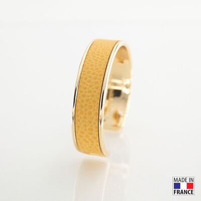 Bracelet taille M-finition doré - couleur jaune paille - cuir EPV de luxe taurillon grainé galuchat