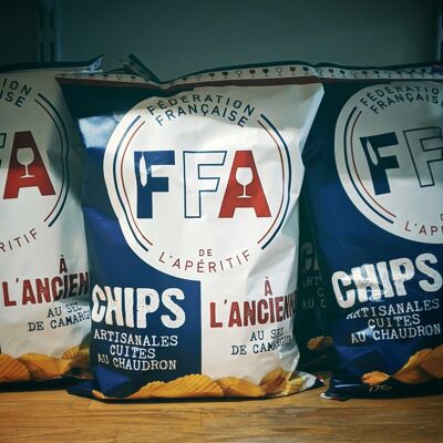 Altmodische Chips in einem Kessel gekocht