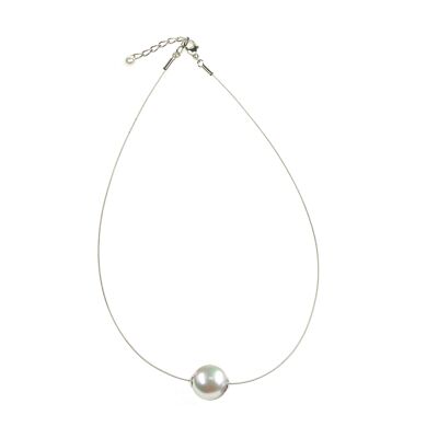 Le collier de perles flottantes