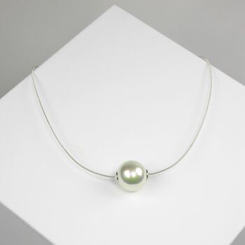 Le collier de perles flottantes 4