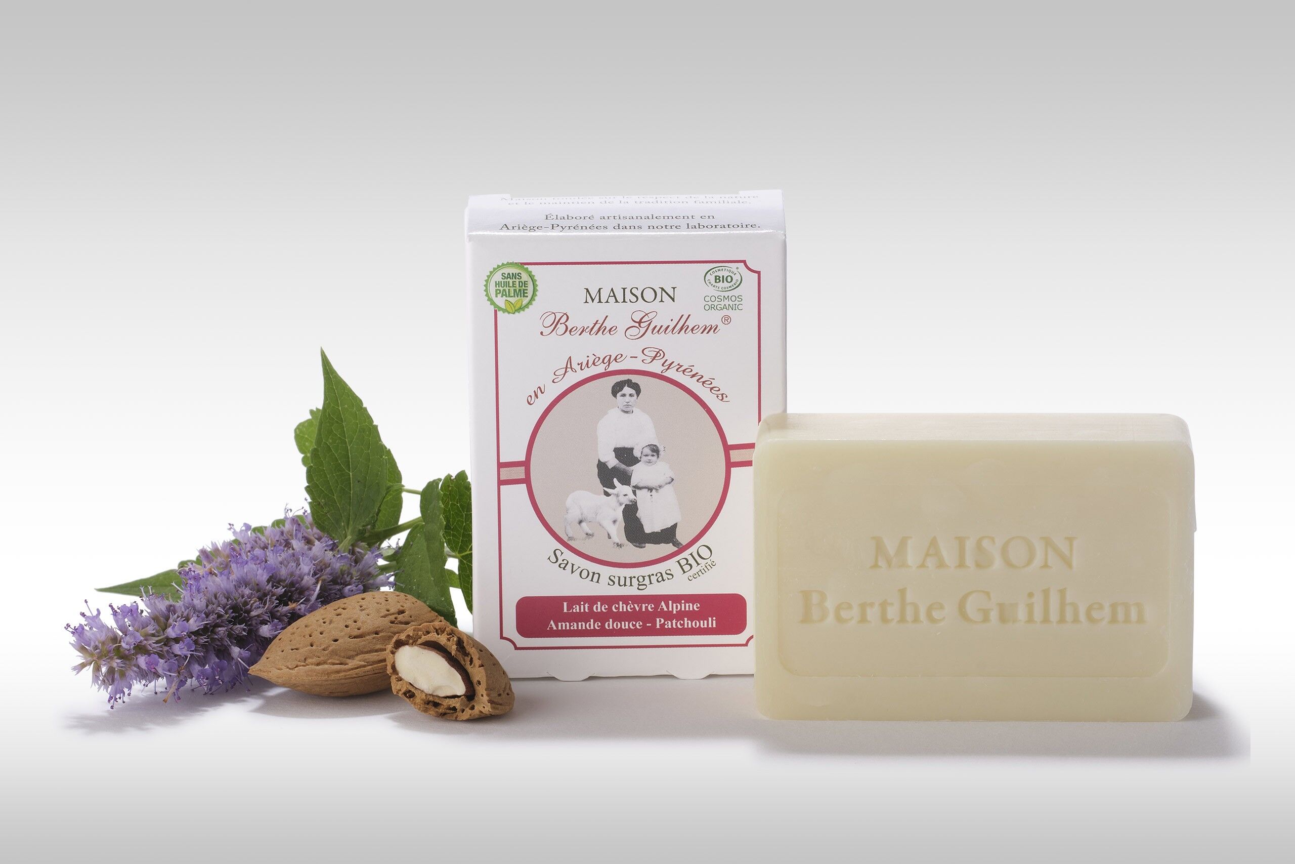 Savon certifié bio lait de chèvre alpine / amande douce / patchouli