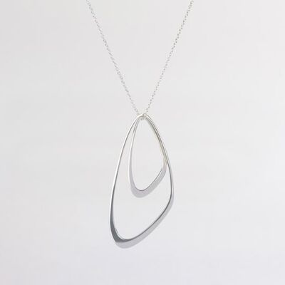 Dancing waves necklace silver