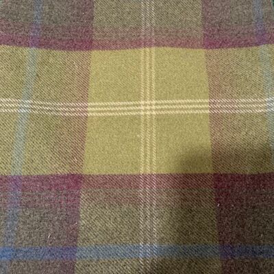 New Organic Herdwick Dog Bed - large - balmoral raspberry/pistachio tartan