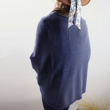 Poncho femme bleu jean en laine et cachemire 5