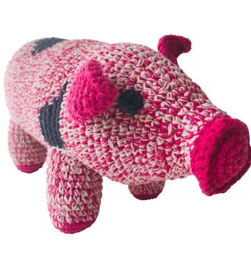 sustainable Miss Piggy made of organic cotton - cuddly toy pig - fuchsia pink - hand crocheted in Nepal - crochet toy pig