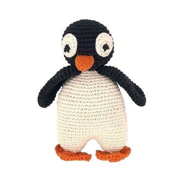 pingouin durable Olivia en coton biologique - peluche - blanc cassé avec noir - crochet à la main au Népal - pingouin jouet au crochet 1