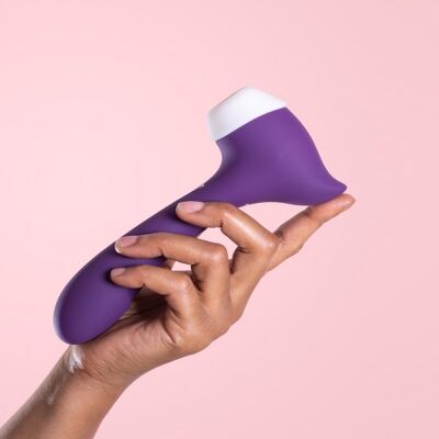 The Amazing sex toy: the incredible combination of clitoral stimulator and vibrator