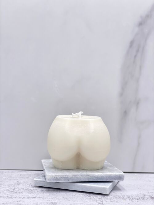 Candles Lab - handmade soy wax bottom candle