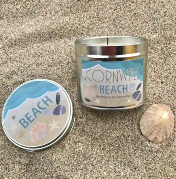 Bougie en cire de soja parfumée Cornwall Beach (sel gemme et bois flotté)