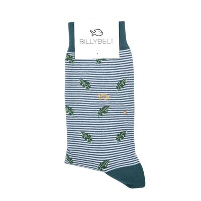 Cotton socks with green leaf patterns
