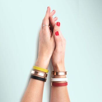 Fabriqué à la main en Allemagne | FORFAIT BANDIES® | 12x bracelet en cuir premium pour femme 4