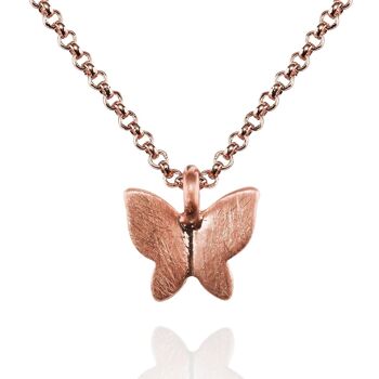 Collier pendentif papillon en or rose avec finition brossée 1