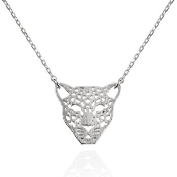 Collier pendentif panthère avec finition brossée 1