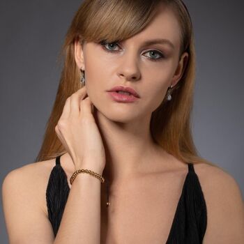 Bracelet Femme Doré avec Perles Métalliques sur Cordon Noir Ajustable 3