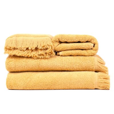 Set of 4 super soft towels in gold