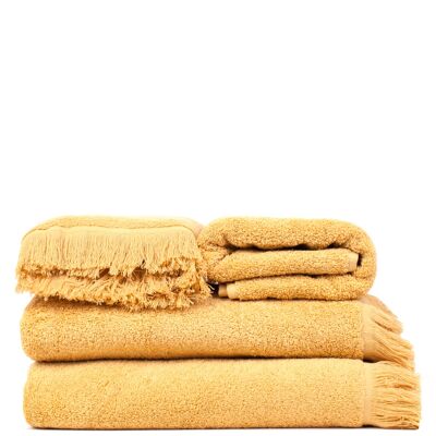 Set of 4 super soft towels in gold