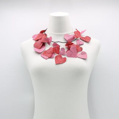 Wasserdichte, recycelte Zeitungsherz-Halsketten – handbemalt – rosa