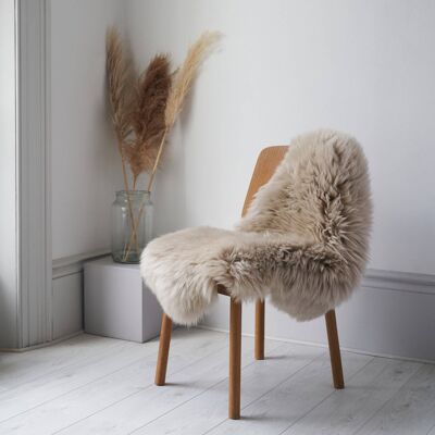 Ethically Crafted Sheepskin Rug in Oyster