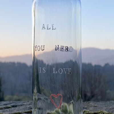 Gourde en verre 0,25L Saint Valentin -  All you need is love