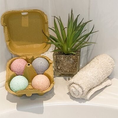 Egg Box with 4x Bath Bombs
