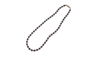 Collier composé de pierres précieuses 8 mm avec boules plaquées or 2