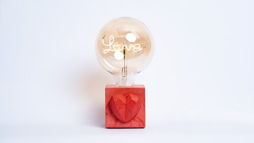LAMPE LOVE - Béton coloré Rouge - Ampoule Love