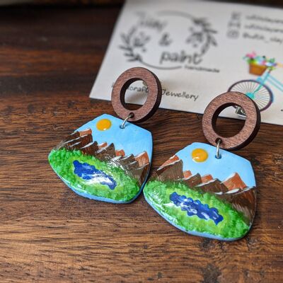 Boucles d'oreilles puces paysage de montagne