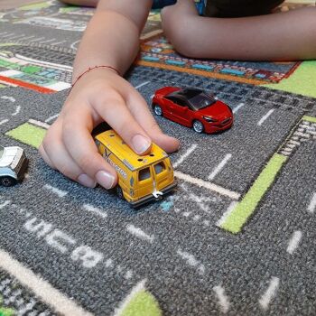 Tapis de jeu pour enfant - routes pour petites voitures dans la ville 95 x 133 cm 6